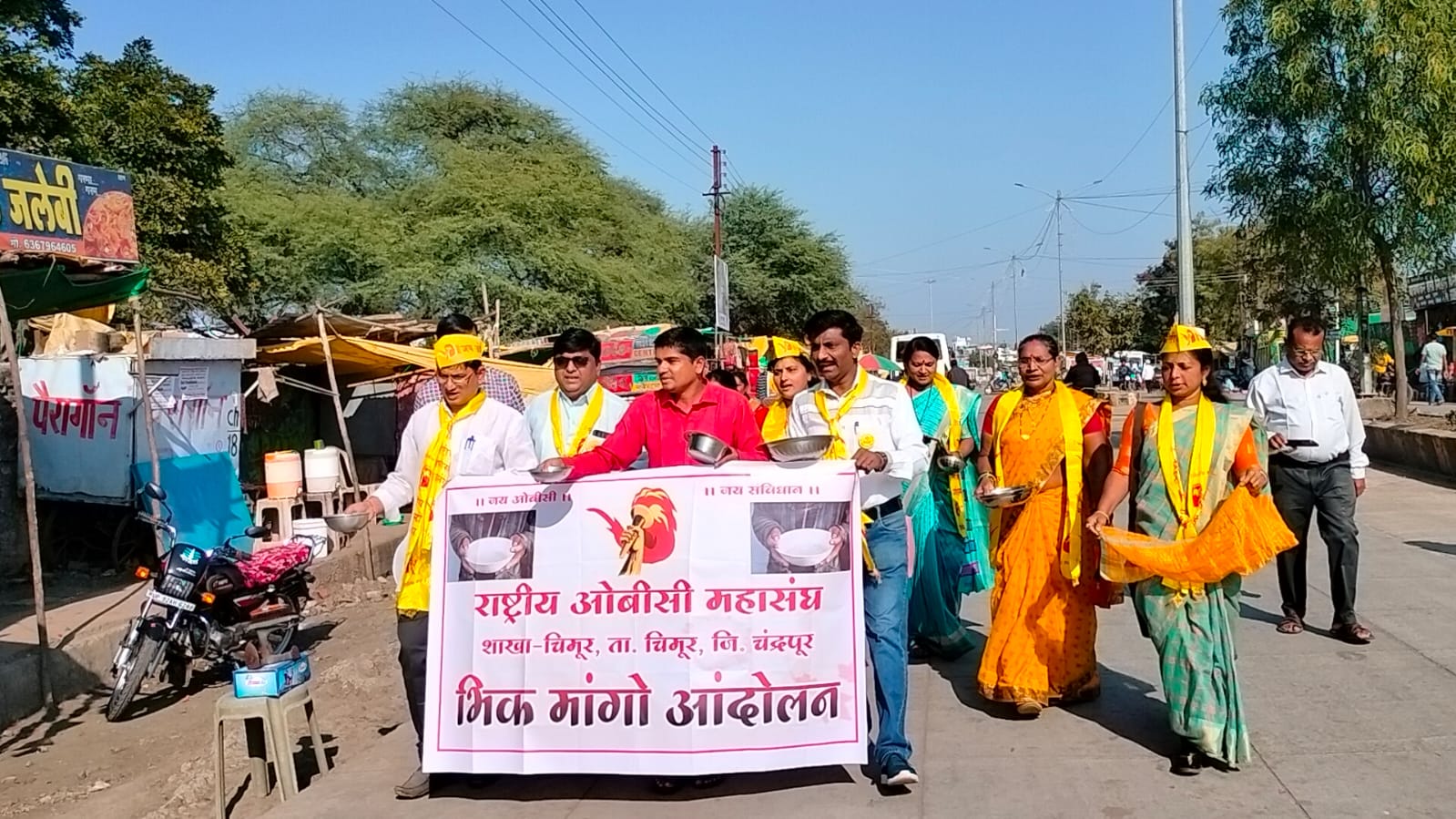 ओबीसी अन्नत्याग आंदोलनाचा चौथा दिवस, भीक मांगो आंदोलन