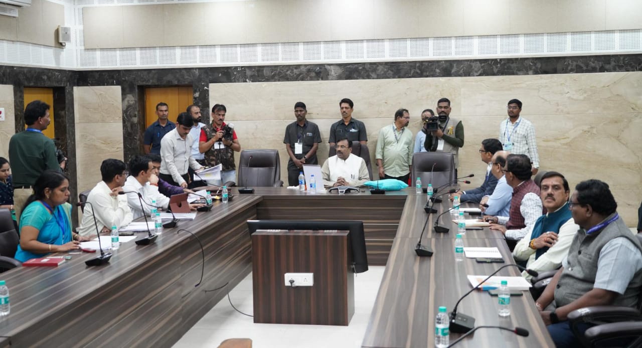 केंद्रीय योजनेतून चंद्रपुरात उभे राहणार 10 हजार नवीन घरकुल