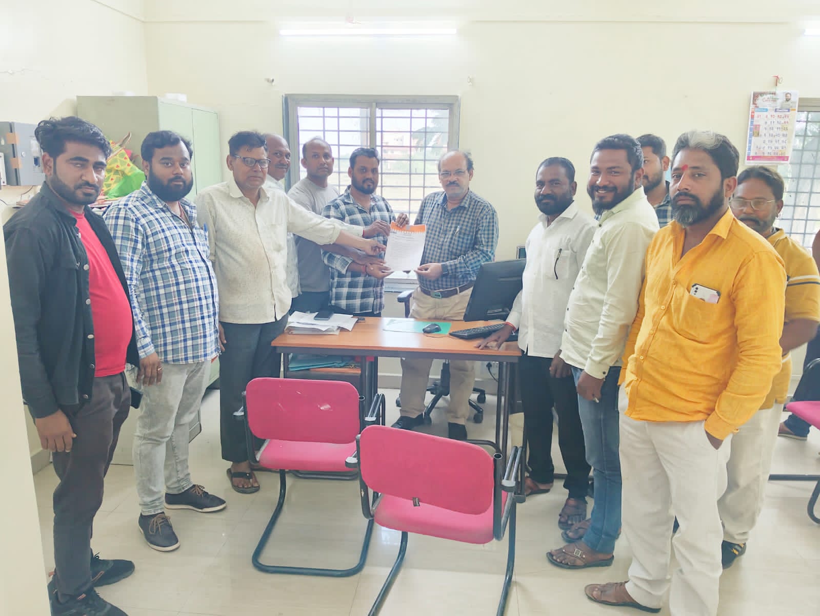 मनसे स्टाईल आंदोलनाचा इशारा