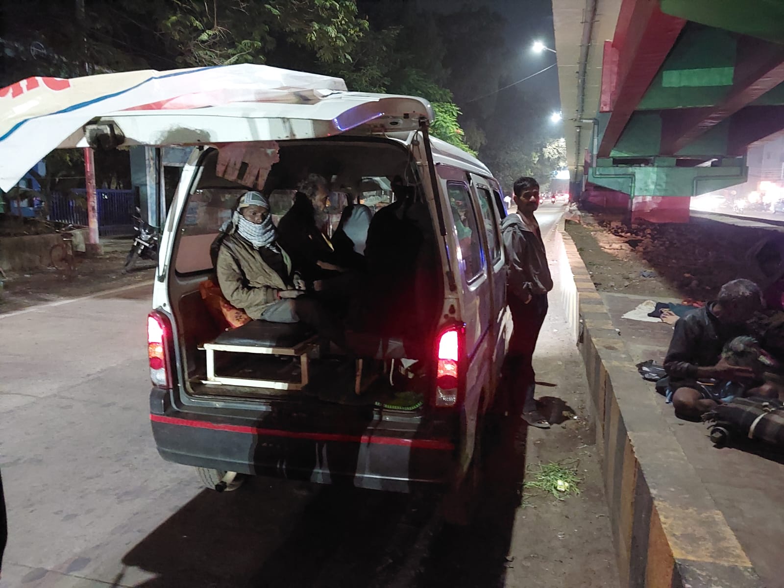 थंडीत बेघरांना चंद्रपूर मनपाच्या निवारागृहाचा आश्रय