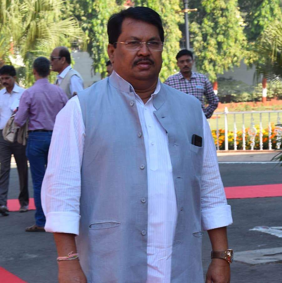 खेळाडूंसाठी आनंदाची वार्ता – ब्रह्मपुरी, सिंदेवाही, सावली क्रीडा संकुलासाठी 25 कोटींचा विकास निधी मंजूर